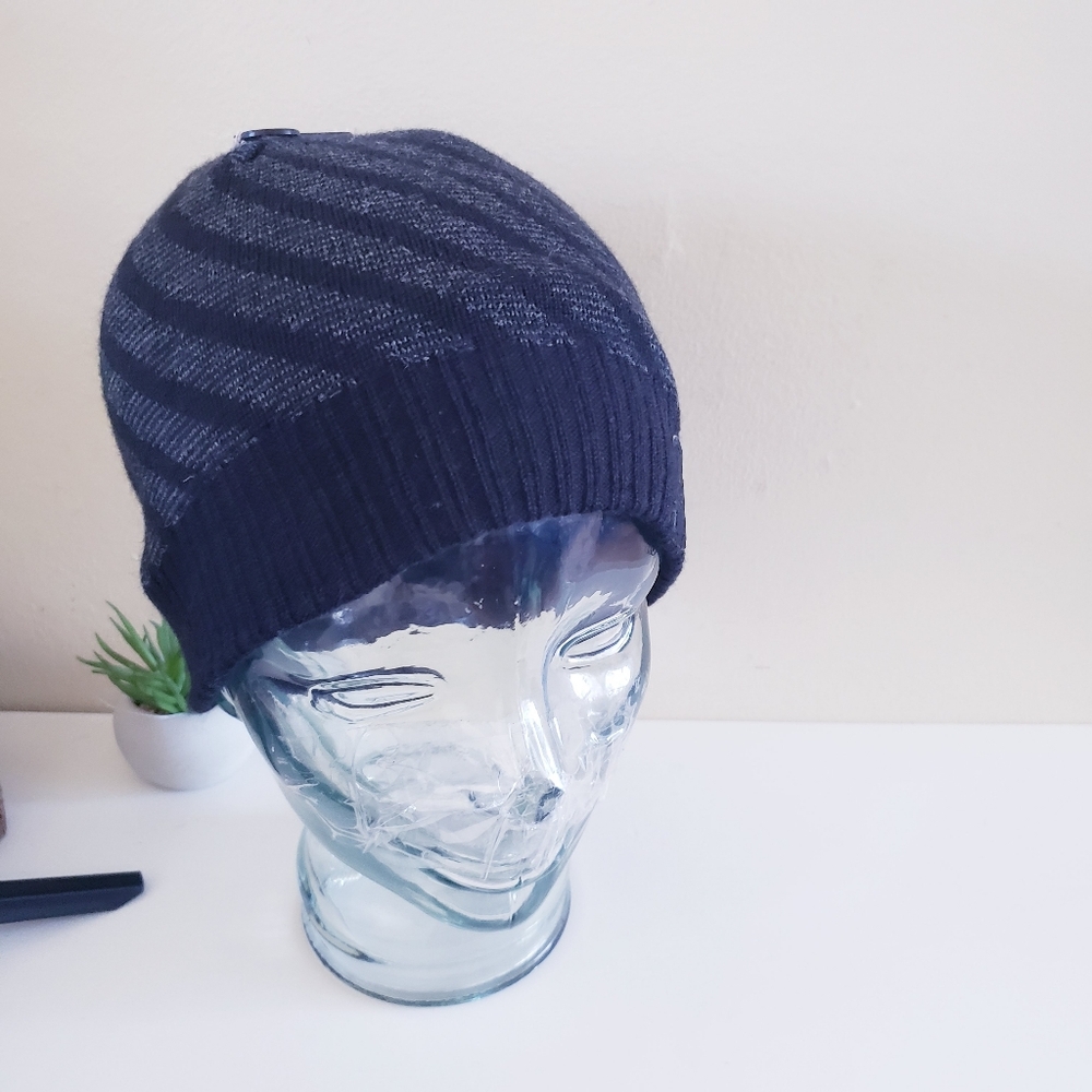 Point Zero NWT Ribbed/Knit  Mens Striped Beanie - O/S